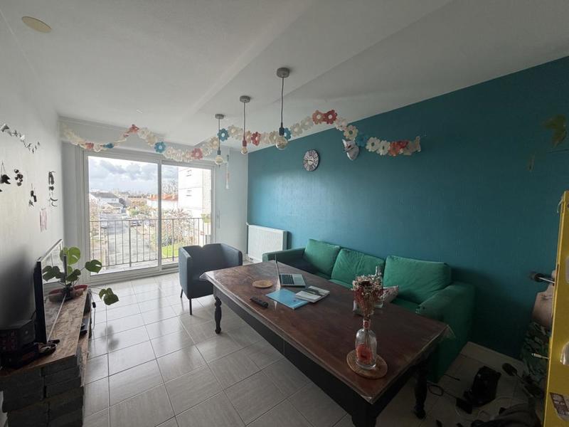 Chambre - 80 m² - 2 pièces