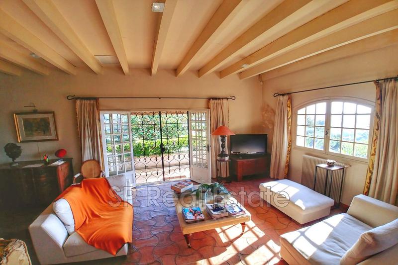 Maison - 175 m² - 6 pièces