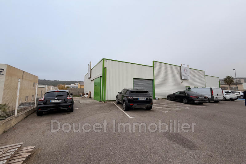 Local commercial - 420 m²