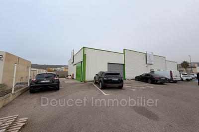 Local commercial - 420 m²