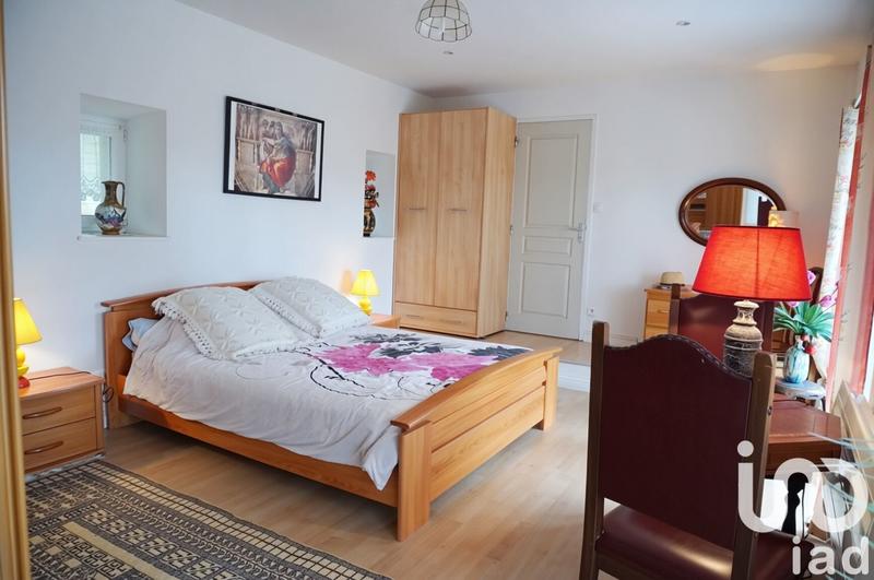 Maison - 168 m² - 8 pièces