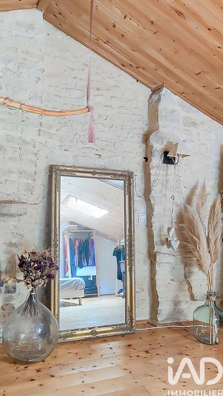 Maison - 225 m² - 10 pièces