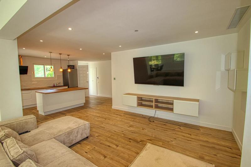 Villa - 215 m² - 5 pièces