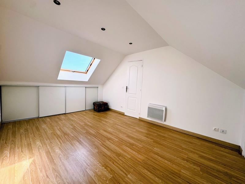 Maison - 102 m² - 5 pièces