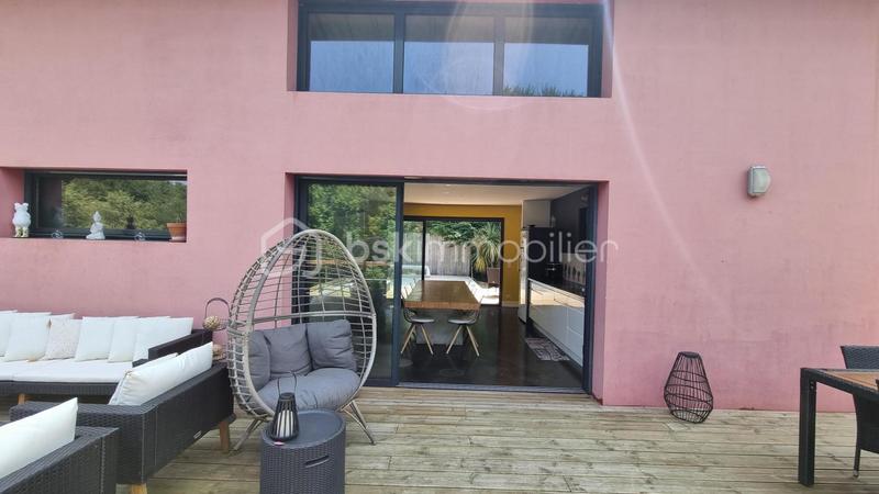 Maison d'architecte - 142 m² - 5 pièces