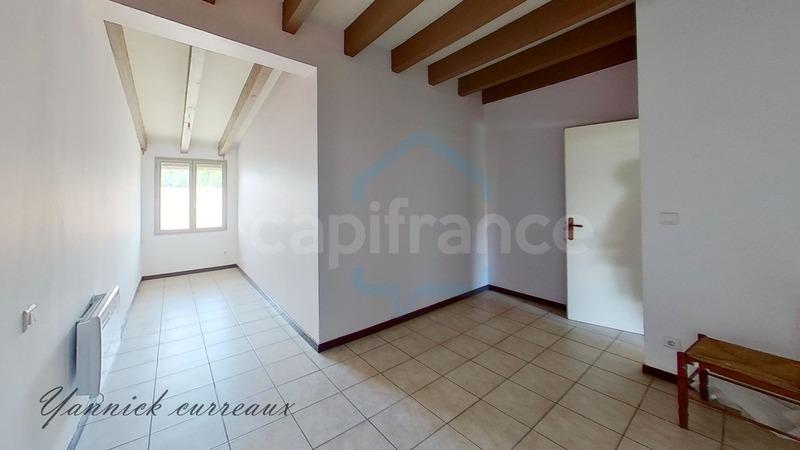 Maison - 180 m² - 7 pièces
