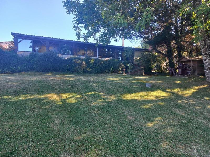 Corps de ferme - 475 m² - 8 pièces