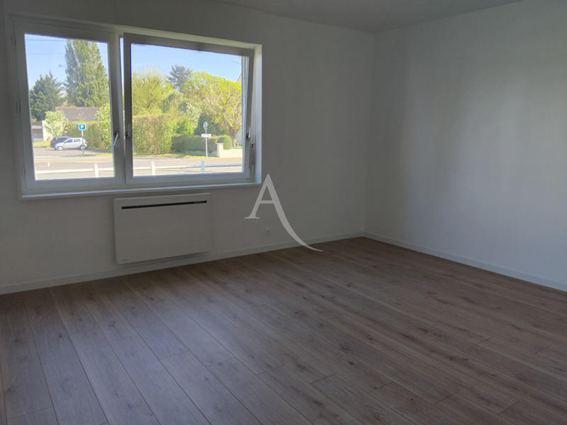 Bureau - 16 m² - 8 pièces