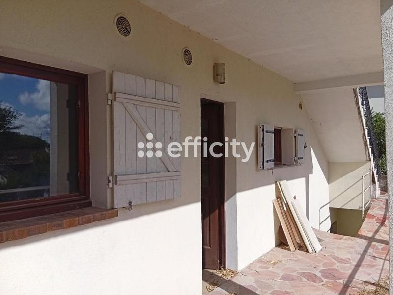 Maison - 217 m² - 10 pièces