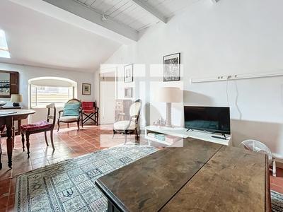 Appartement - 82 m² - 2 pièces