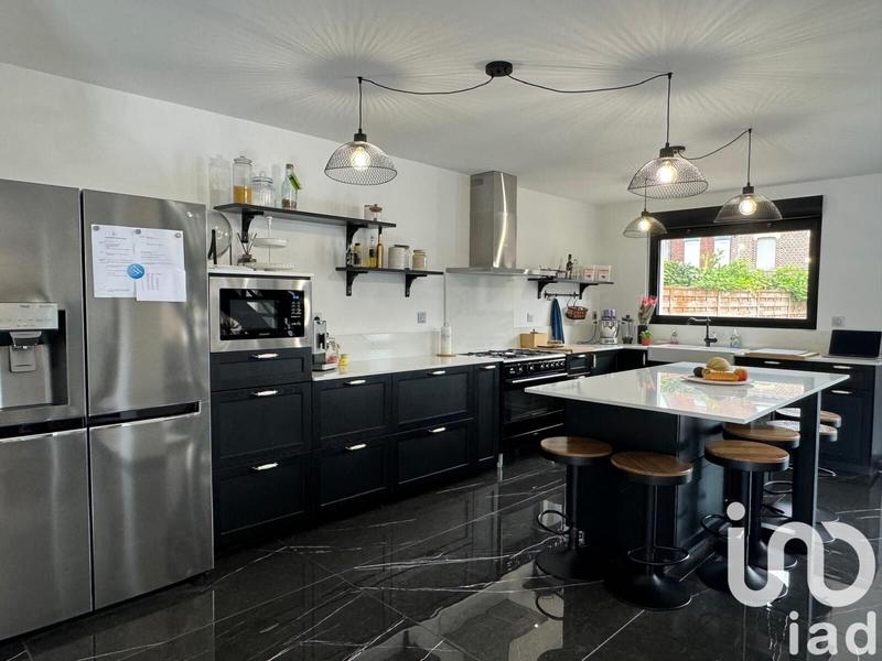 Maison de maîtres - 212 m² - 10 pièces