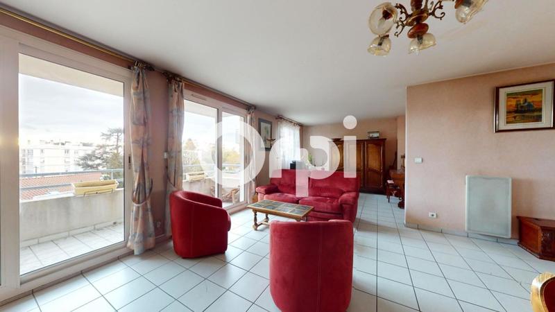 Appartement - 111 m² - 4 pièces