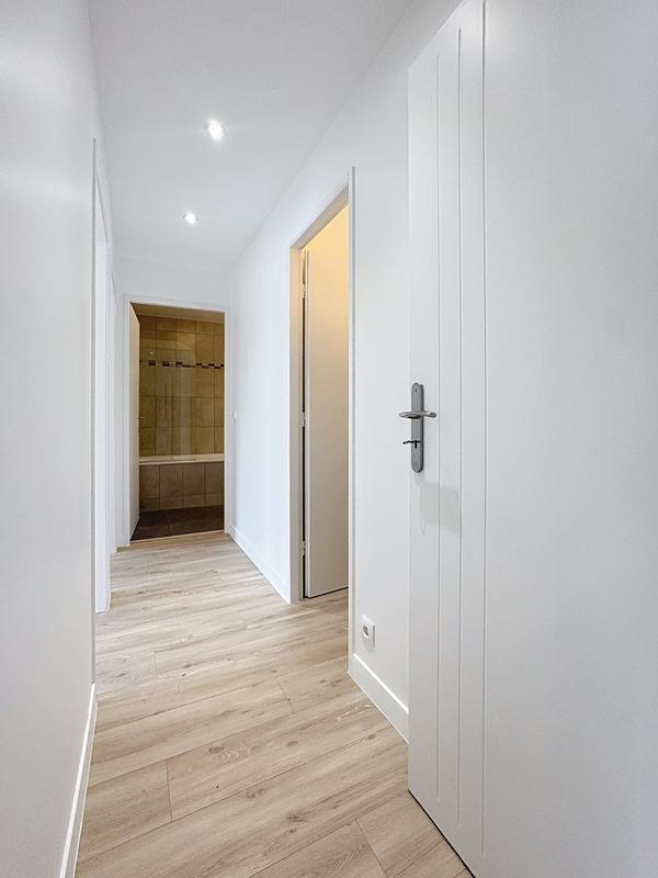 Appartement - 75 m² - 3 pièces