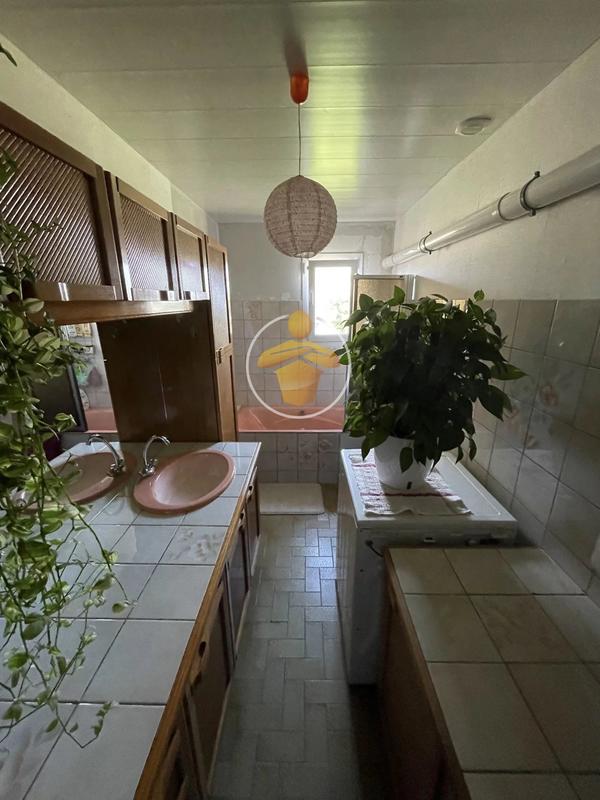 Maison - 85 m² - 3 pièces