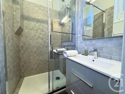 Studio - 26 m² - 1 pièce