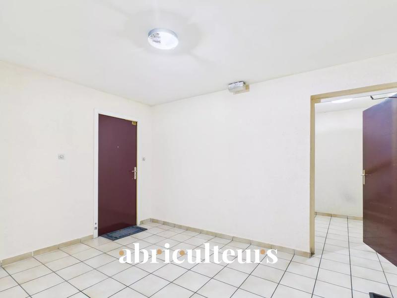 Appartement - 90 m² - 4 pièces