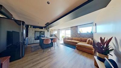 Maison - 91 m² - 4 pièces