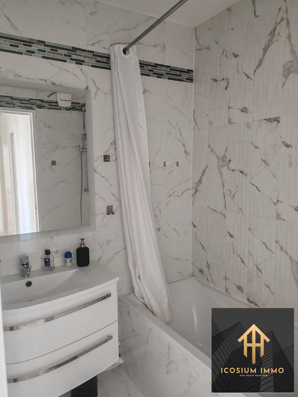 Appartement - 61 m² - 3 pièces