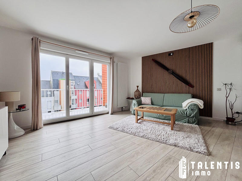 Appartement - 93 m² - 5 pièces