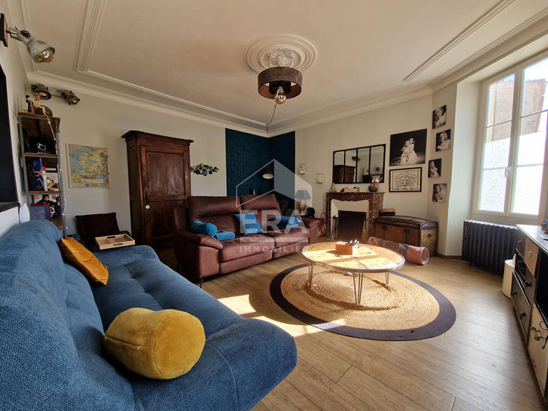 Maison - 170 m² - 7 pièces