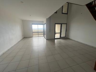 Appartement ancien - 96 m² - 4 pièces