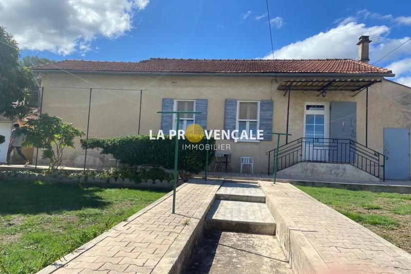 Maison - 82 m² - 5 pièces