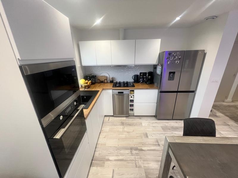 Maison - 99 m² - 5 pièces