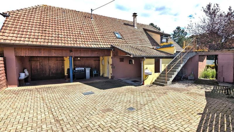 Maison - 200 m² - 6 pièces