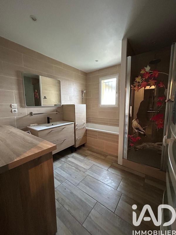 Maison - 141 m² - 6 pièces