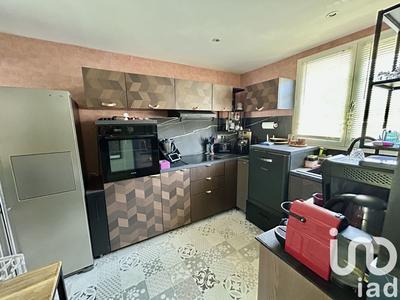 Maison - 95 m² - 5 pièces