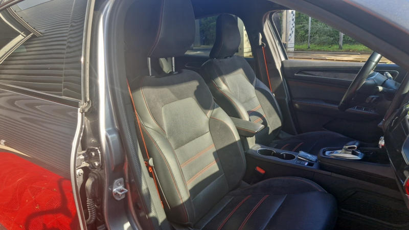 Renault Arkana E-Tech 145 - 21b R.S. Line