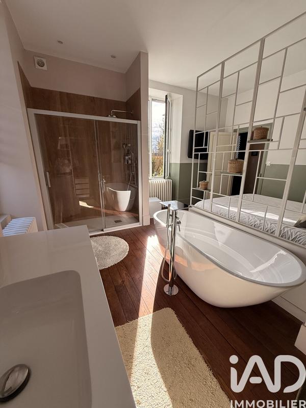 Maison - 147 m² - 5 pièces