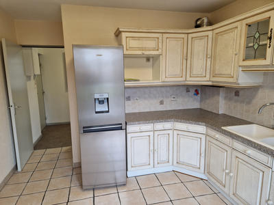 Appartement - 80 m² - 4 pièces