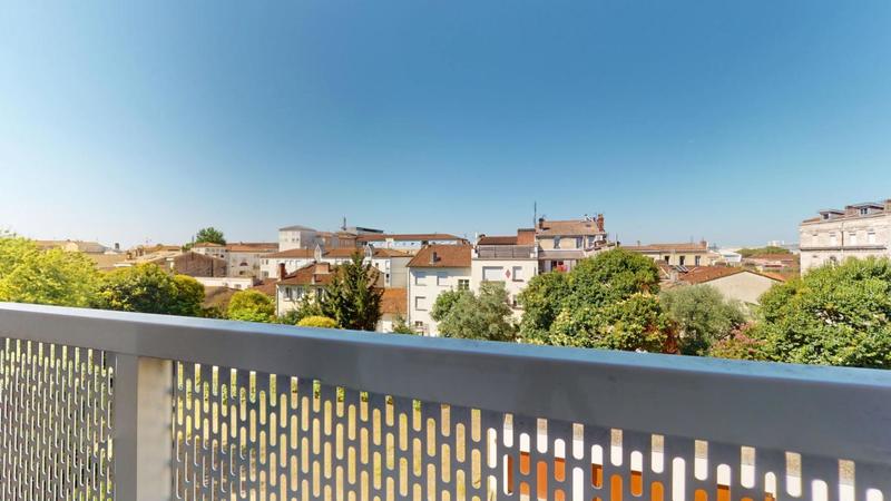 Appartement - 82 m² - 5 pièces