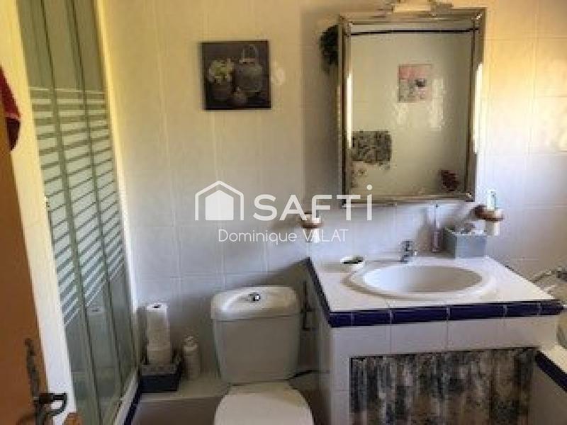 Maison - 218 m² - 5 pièces