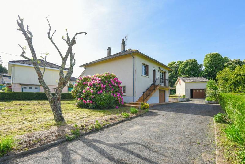 Maison - 90 m² - 4 pièces