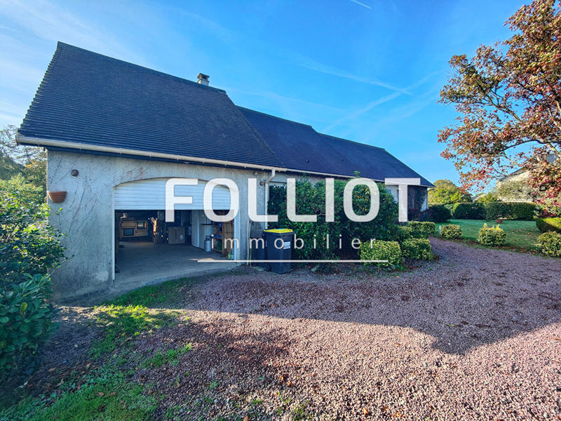 Maison - 239 m² - 5 pièces