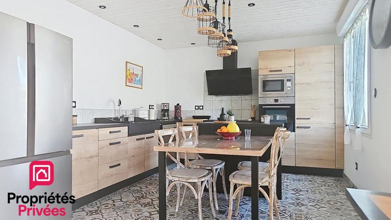 Maison - 88 m² - 4 pièces