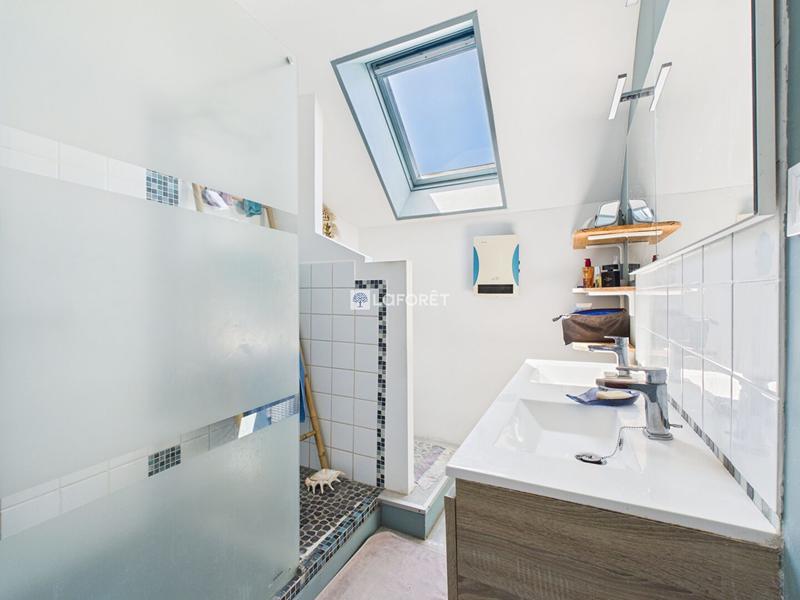 Maison - 101 m² - 5 pièces