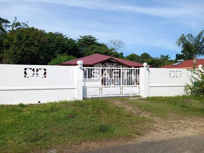 Maison de village - 100 m² - 4 pièces