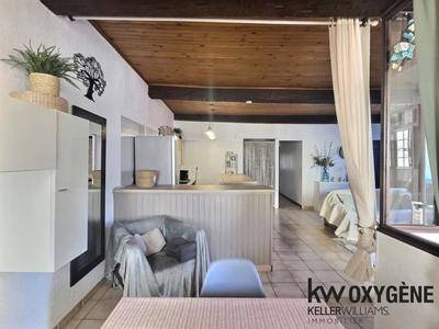 Maison - 230 m² - 5 pièces