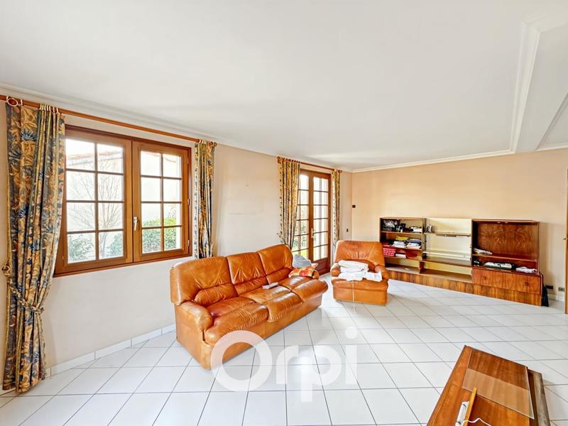 Maison - 111 m² - 5 pièces