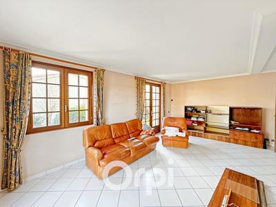 Maison - 111 m² - 5 pièces