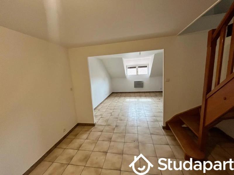 Appartement - 90 m² - 6 pièces