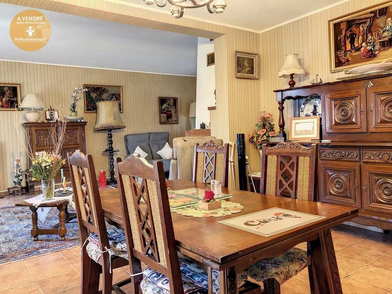 Maison - 167 m² - 7 pièces