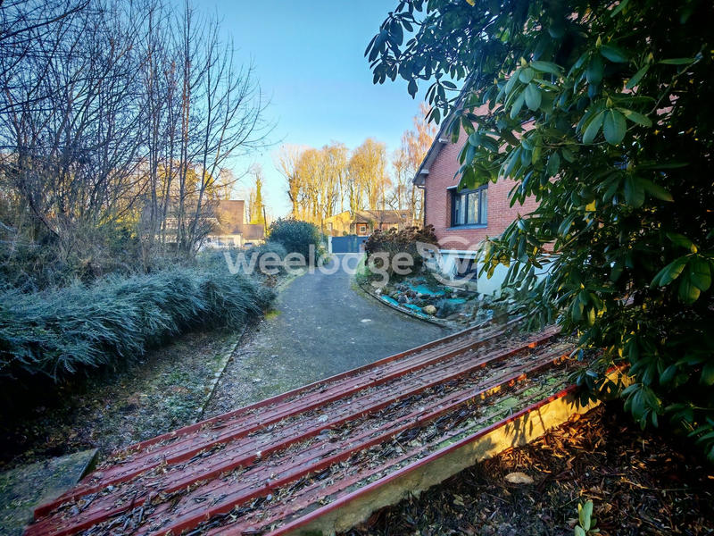 Maison - 262 m² - 10 pièces