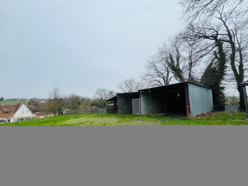 Maison - 220 m² - 5 pièces