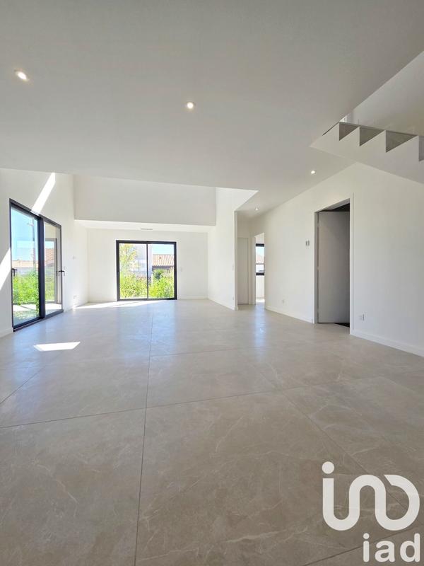 Maison - 97 m² - 4 pièces