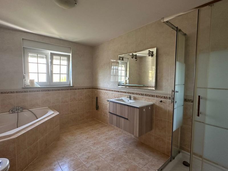 Appartement - 120 m² - 5 pièces