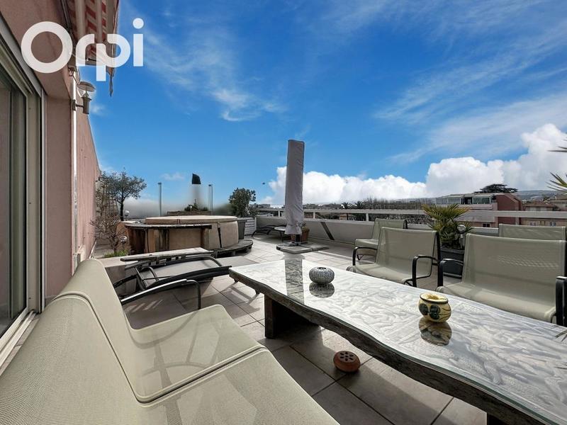 Appartement - 138 m² - 4 pièces